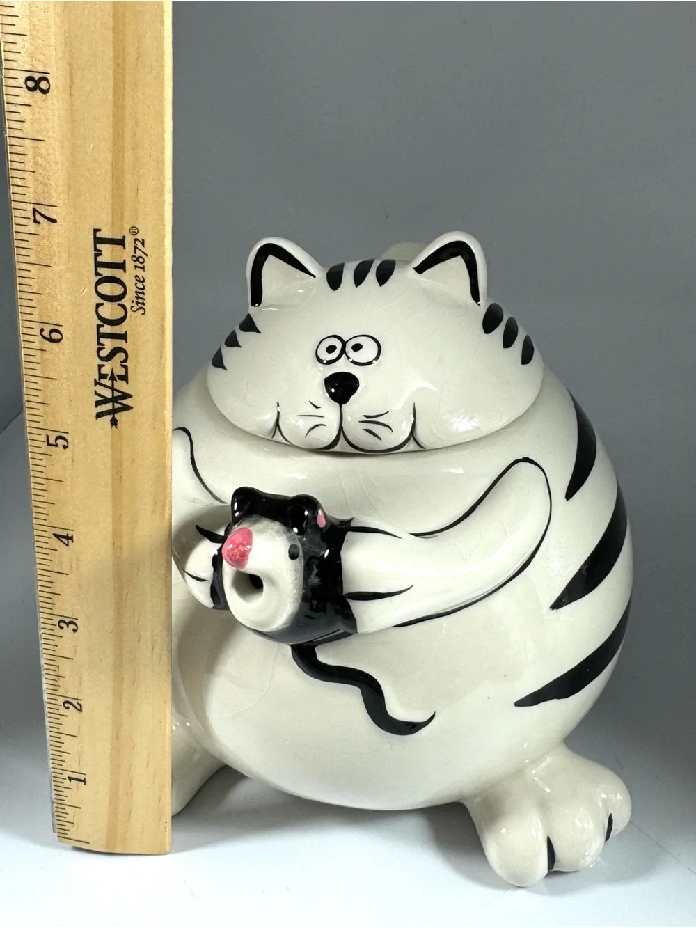 Chubby Cat Teapot - Black and White